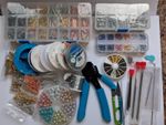 BRACELET MAKING KIT  WIRE CRIMPER TOOL CRIMPING ENDS FASTENERS ELASTIC NEEDLES