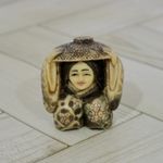 Era Netsuke Old woman signed [Masatoshi] Mixed Materials Sagemono Rare item