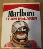 FORMULA 1 JAMES HUNT 1976 TEAM McLAREN MARLBORO ORIGINAL UNUSED STICKER