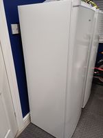 ELECTRIQ FREEZER 168L Upright Freezer Eqfs1420fzhve 5 Months Old, Pristine.