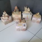 Joblot Of 5x David Winter Cottages 1987. Boxes a bit tatty but Homes are Good !