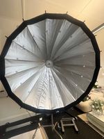 Glow Profond Quick-Open 55" (144cm) Deep Parabolic Softbox + Focusing Rod System
