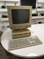 Retro Apple Macintosh Performa 6320 and Apple Multiple Scan 14 Display Monitor