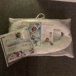 Sleepyhead Deluxe+ Pod White, 0-8 Months With Extra Addition Cover (Dockatot)