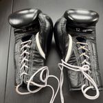 Winning Boxing Gloves 12oz Lace-Up