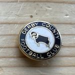 ORIGINAL OLD SMALL  1970s DERBY COUNTY F.C FOOTBALL CLUB. BADGE Maker W Reeves