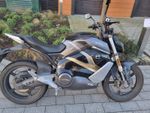 Vmoto Super Socco Ts Street Hunter Motorbike 125cc, 2 batteries + top box