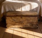 Rustic Victorian stripped pine blanket box / trunk / coffee table / storage ches