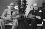 WW2 Picture Photo Franklin Roosevelt and Winston Churchill pose 1185