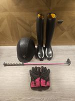 Girls Horse Riding Equestrian Boots and Hat Set Child Size 3 Boots