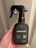 LUSH Snowcake body spray, limited edition discontinued