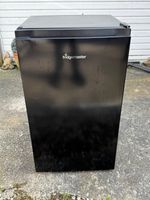 Fridgemaster Undercounter Fridge Black