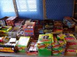 COLOSSAL VINTAGE SPORTSCARDS COLLECTION WITH OLD UNOPENED PACKS! FREE MANTLE!