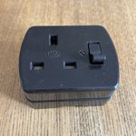 MK Brown Bakelite single switched Wall Plug socket Retro Vintage 3 Pin UK 240v