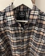 Guinness officicial men's plaid flannel shirt, embroidered Guinness logo
