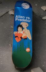RARE - Skate Mental - Alien vs Predator Blue Foil 8.4" Skateboard Deck 