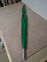 Vintage BP Oil British Petroleum Advertising Promotional Green Golf Umbrella 