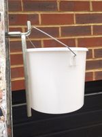 DECORATORS Ladder Paint Holder Accessory for holding your Kettle Safely UK DIY