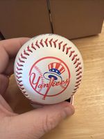 New York Yankees Signed  MLB Fotoball Team Logo Collectible Baseball B81