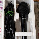 AKG D 80 Dynamic XLR Wired Microphone On/Off Switch Live Black Cable Clip