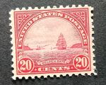 US STAMP Scott # 698 20 CENT Golden Gate Very Fine MNH