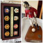 Ruud Van Nistelrooy Hand Signed Danbury Mint Figure & Danbury Mint Crests Plaque