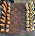 England Vs Scotland Chess Set On Solid Oak Board With Historical Figures