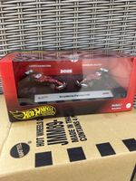 Hot Wheels Premium 2 Pack Formula 1 F1 Ferrari Lewis Hamilton Charles Leclerc