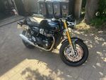 Triumph Thruxton 1200rs 2022