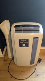 DeLonghi Pinguino Airconding Unit. High Power