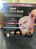 Shark CryoGlow Under-Eye Cooling & LED Anti-Ageing & Blemish Repair Mask