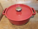 A Large Pyrex Red Cast Iron Casserole Dish With Lid 10"x5" Inches See Pics
