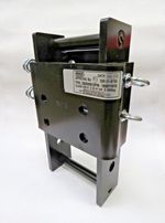 DB202091   Dixon bate / Bradley 150mm height adjustable