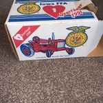 ertl farmall 350 tractor in original box 1/16 scale Heartbeat 1991