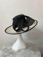 Stunning Snoxell & Gwyther Black And Cream Hat