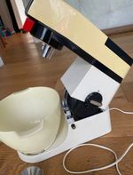 Vintage Kenwood Chef A901 Food Mixer - Cream / Off White - Working