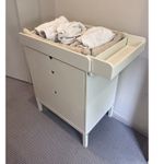 Stokke chest of drawers Dresser and Changer for baby, including mat & 4 covers