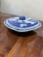 Chinese export porcelain 'vegetable' tureen with cover