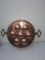 Vintage Copper Egg Poacher Pan.  19 cms diameter.