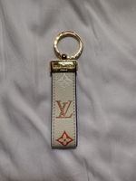 Louis Vuitton White Leather Logo Print Key Chain Gold Hardware for Women