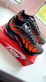 Nike Air TN Boys' Trainers Size UK 4.5