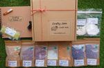 Natural Dyeing 'Experimenter's' Starter Kit for Natural Fibres 300g 6 dyes, book