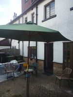 HARDWOOD GARDEN PARASOL/GREEN 