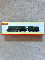 Hornby OO Gauge Model  Train R3716 Merchant Navy Class 35022 New in Box