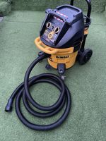 Dewalt Dust ExtractorDWV905M-LX M-Class Type 2Construction 110v Wet & Dry