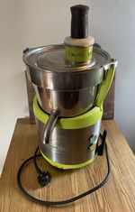 Santos Centrifugal Juicer Miracle Edition