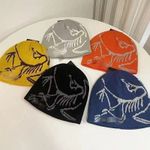 Bird Head Black Toque Beanie Hat Orca Black Merino Wool Knitted, NEW