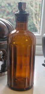 Vintage Amber Brown Glass Apothecary Ribbed Circa 21cm Poison Bottle