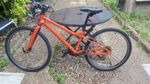 Carrera Vengeance Hybrid Bike 700c Orange 18-Speed Shimano – Good Condition