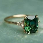 Cushion Cut 2.50Ct Green Emerald 14k Yellow Gold Finish Engagement Ring Size J-W